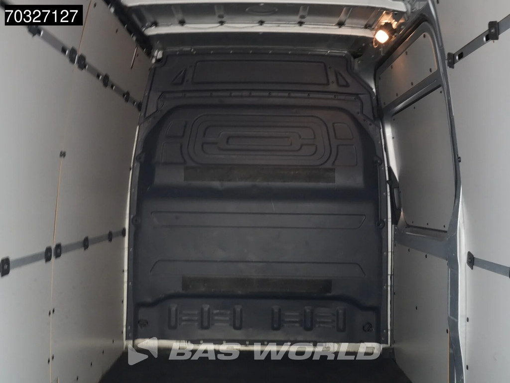 Mercedes-Benz Sprinter 215 CDI Automaat 150pk L2H2 MBUX Camera Airco Parkeersensoren CarPlay Euro6 L2 Airco 10