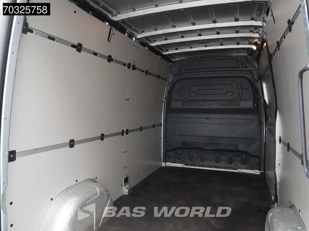 Mercedes-Benz Sprinter 215 CDI Automaat 150pk L2H2 MBUX Camera Airco Parkeersensoren CarPlay Euro6 L2 Airco 11