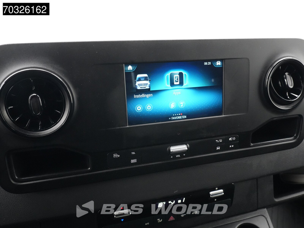 Mercedes-Benz Sprinter 215 CDI Automaat 150pk L2H2 MBUX Camera Airco Parkeersensoren CarPlay Euro6 L2 Airco 14