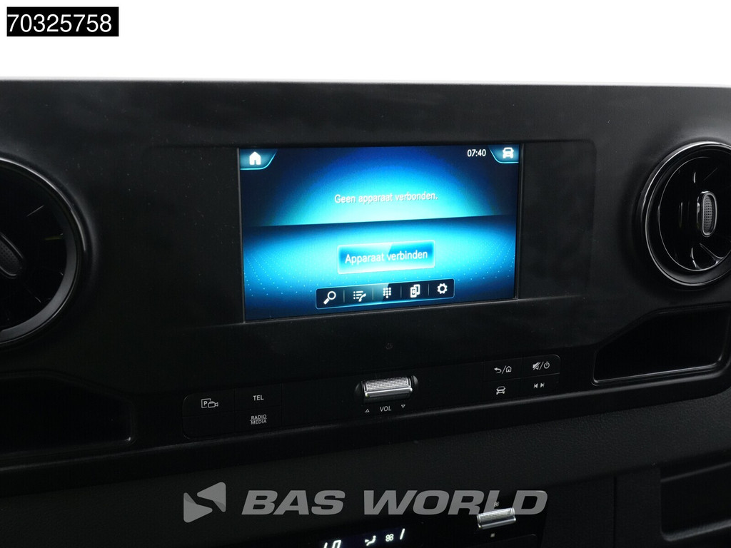 Mercedes-Benz Sprinter 215 CDI Automaat 150pk L2H2 MBUX Camera Airco Parkeersensoren CarPlay Euro6 L2 Airco 14