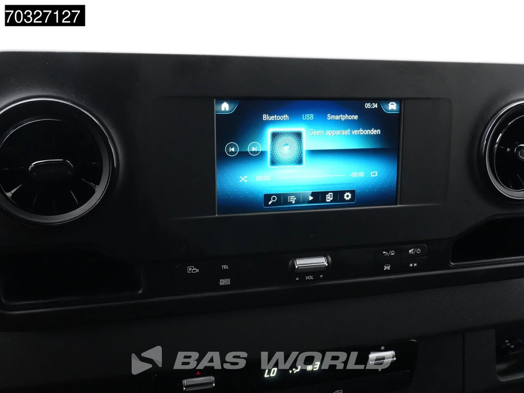 Mercedes-Benz Sprinter 215 CDI Automaat 150pk L2H2 MBUX Camera Airco Parkeersensoren CarPlay Euro6 L2 Airco 14