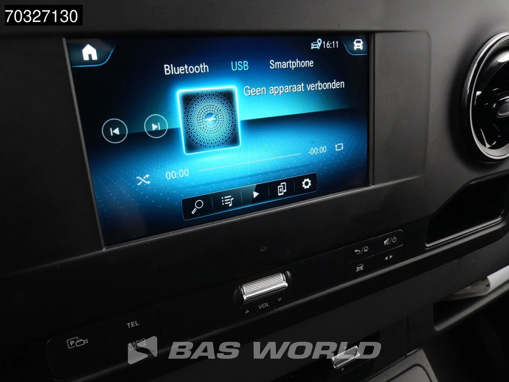 Mercedes-Benz Sprinter 215 CDI Automaat 150pk L2H2 MBUX Camera Airco Parkeersensoren CarPlay Euro6 L2 Airco 14