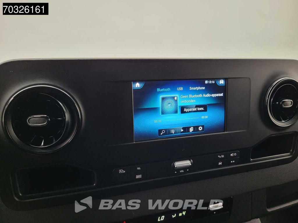Mercedes-Benz Sprinter 215 CDI Automaat 150pk L2H2 MBUX Camera Airco Parkeersensoren CarPlay Euro6 L2 Airco 15