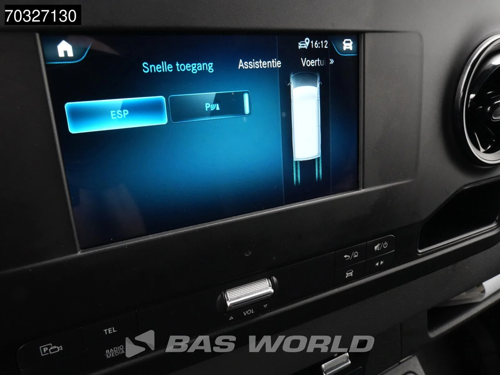 Mercedes-Benz Sprinter 215 CDI Automaat 150pk L2H2 MBUX Camera Airco Parkeersensoren CarPlay Euro6 L2 Airco 16