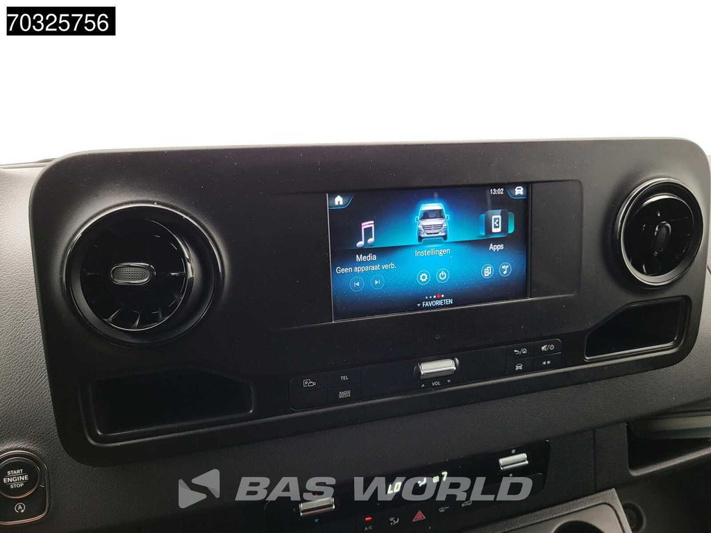 Mercedes-Benz Sprinter 215 CDI Automaat 150pk L2H2 MBUX Camera Airco Parkeersensoren CarPlay Euro6 L2 Airco 16