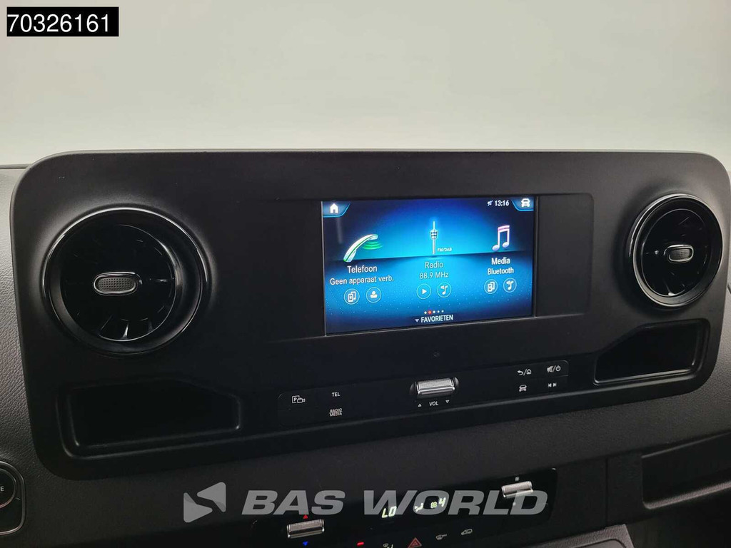Mercedes-Benz Sprinter 215 CDI Automaat 150pk L2H2 MBUX Camera Airco Parkeersensoren CarPlay Euro6 L2 Airco 16