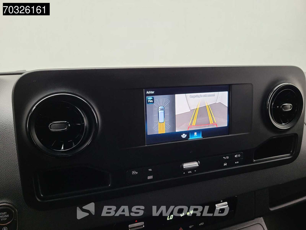 Mercedes-Benz Sprinter 215 CDI Automaat 150pk L2H2 MBUX Camera Airco Parkeersensoren CarPlay Euro6 L2 Airco 17