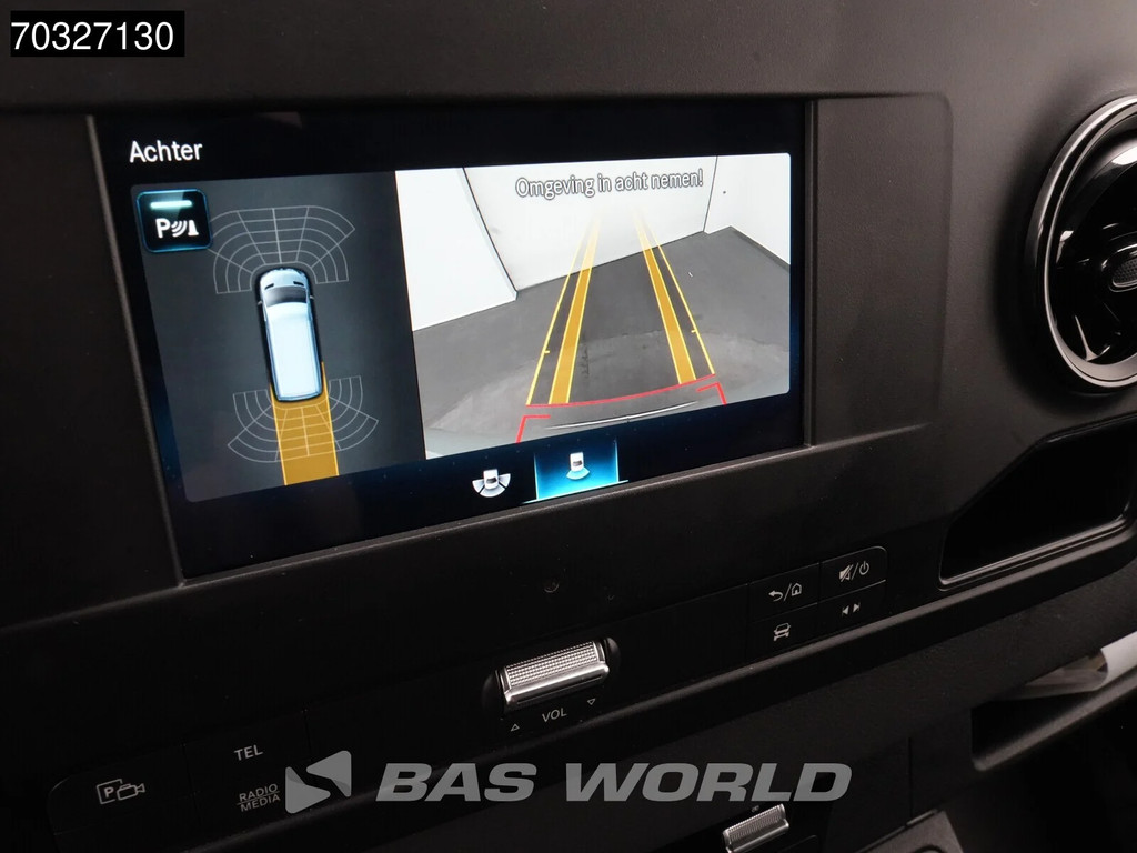 Mercedes-Benz Sprinter 215 CDI Automaat 150pk L2H2 MBUX Camera Airco Parkeersensoren CarPlay Euro6 L2 Airco 18