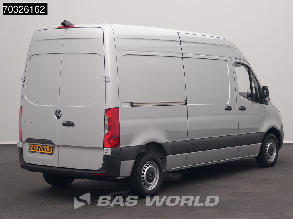 Mercedes-Benz Sprinter 215 CDI Automaat 150pk L2H2 MBUX Camera Airco Parkeersensoren CarPlay Euro6 L2 Airco 2
