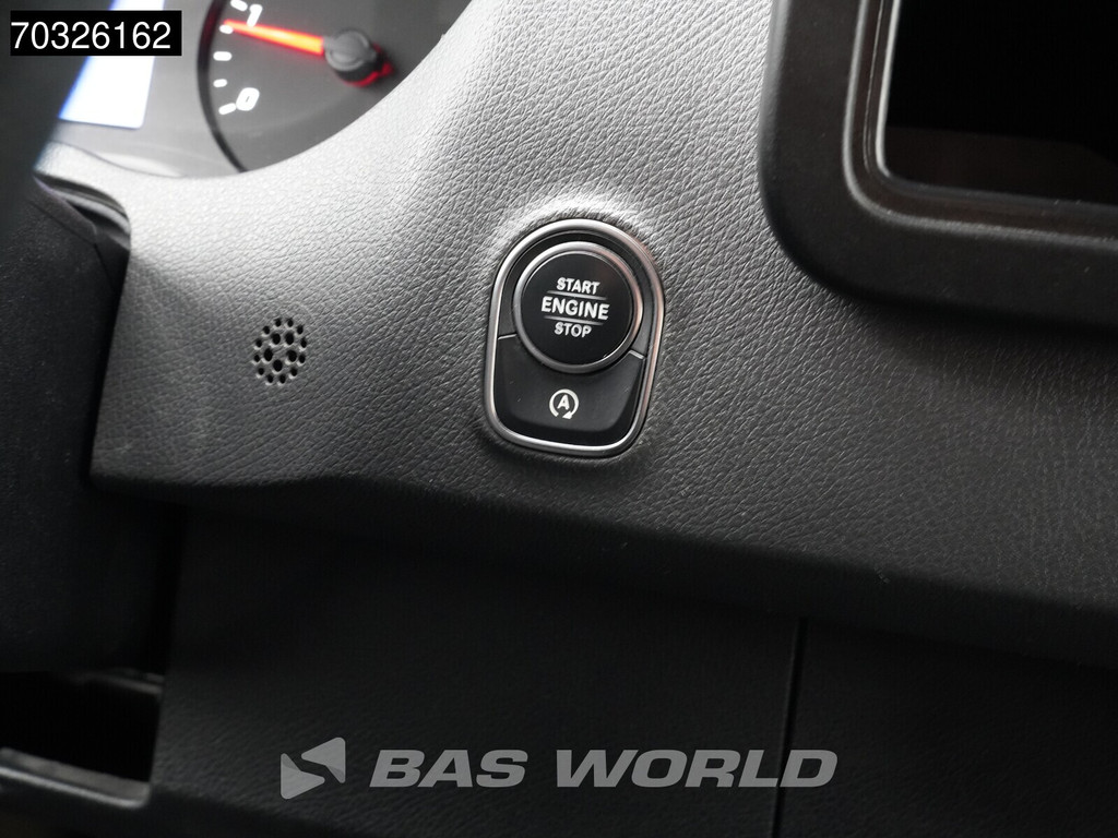 Mercedes-Benz Sprinter 215 CDI Automaat 150pk L2H2 MBUX Camera Airco Parkeersensoren CarPlay Euro6 L2 Airco 20