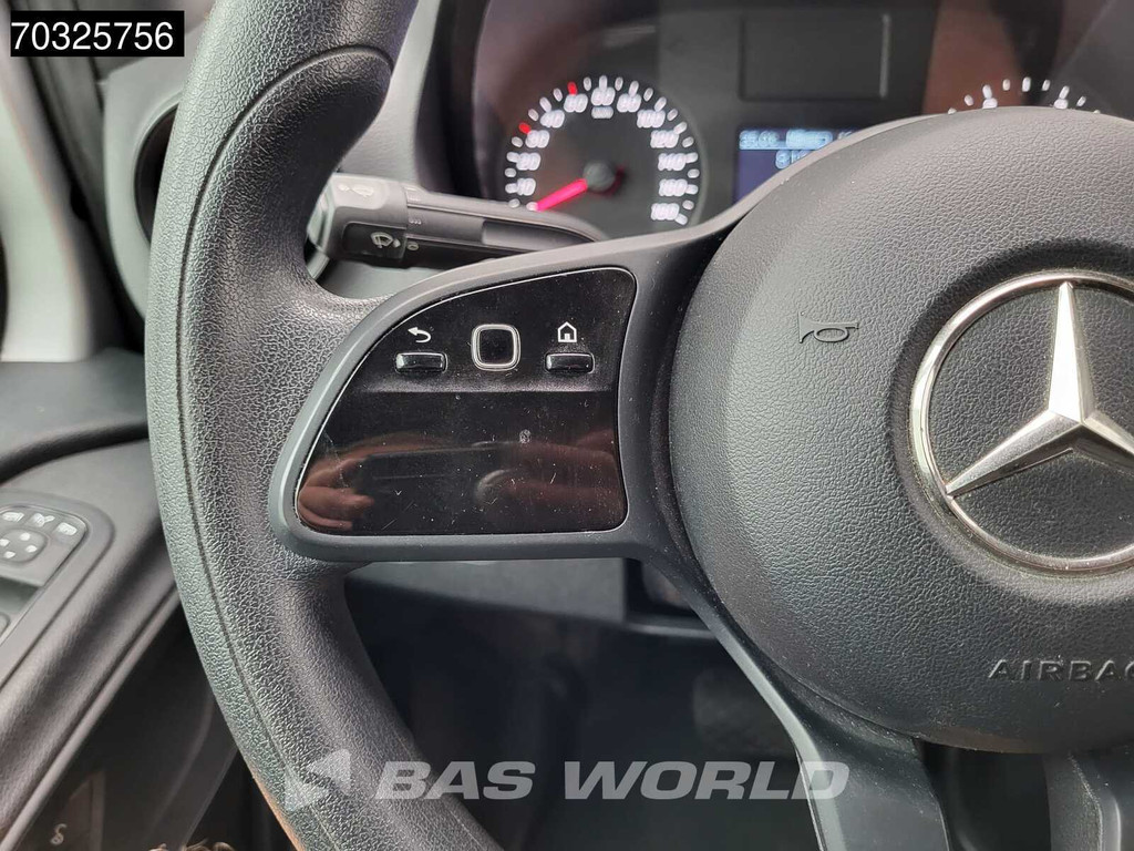 Mercedes-Benz Sprinter 215 CDI Automaat 150pk L2H2 MBUX Camera Airco Parkeersensoren CarPlay Euro6 L2 Airco 21