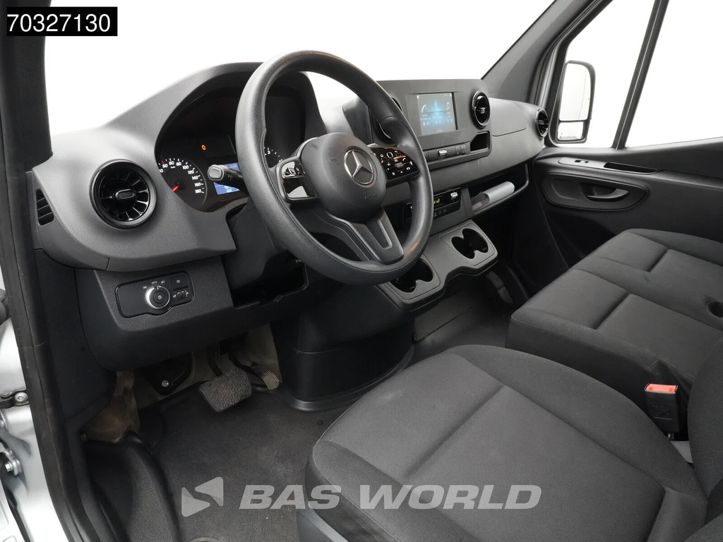 Mercedes-Benz Sprinter 215 CDI Automaat 150pk L2H2 MBUX Camera Airco Parkeersensoren CarPlay Euro6 L2 Airco 3