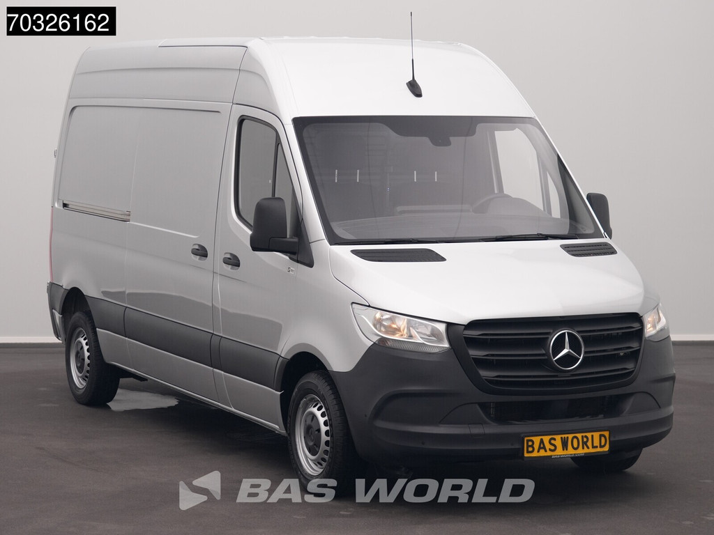 Mercedes-Benz Sprinter 215 CDI Automaat 150pk L2H2 MBUX Camera Airco Parkeersensoren CarPlay Euro6 L2 Airco 5