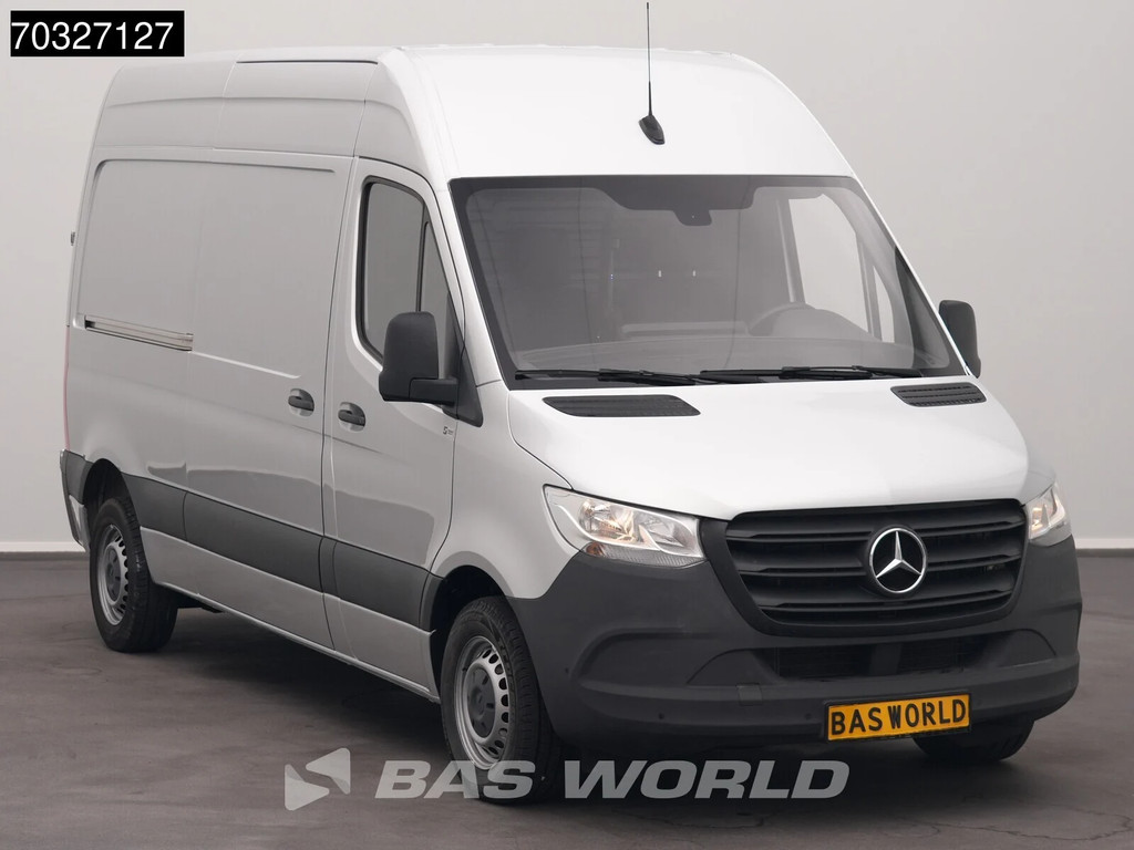 Mercedes-Benz Sprinter 215 CDI Automaat 150pk L2H2 MBUX Camera Airco Parkeersensoren CarPlay Euro6 L2 Airco 5