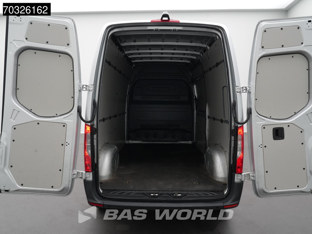 Mercedes-Benz Sprinter 215 CDI Automaat 150pk L2H2 MBUX Camera Airco Parkeersensoren CarPlay Euro6 L2 Airco 8