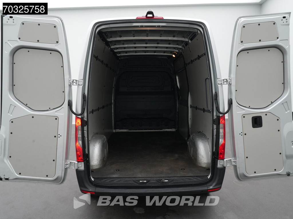 Mercedes-Benz Sprinter 215 CDI Automaat 150pk L2H2 MBUX Camera Airco Parkeersensoren CarPlay Euro6 L2 Airco 8
