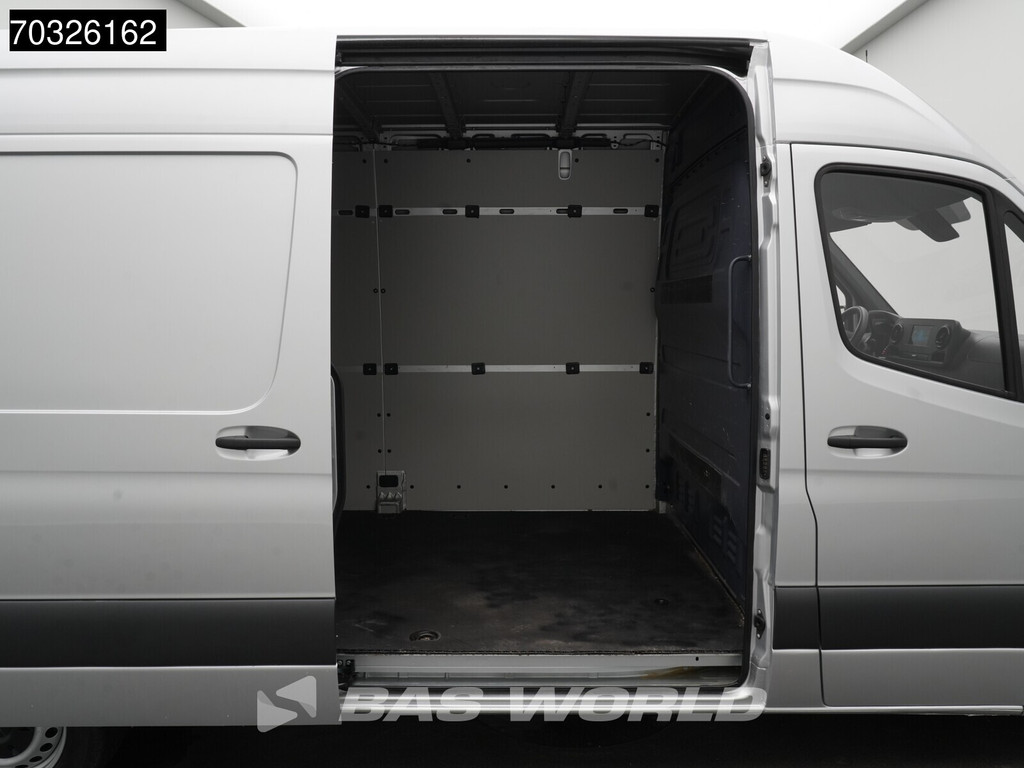 Mercedes-Benz Sprinter 215 CDI Automaat 150pk L2H2 MBUX Camera Airco Parkeersensoren CarPlay Euro6 L2 Airco 9