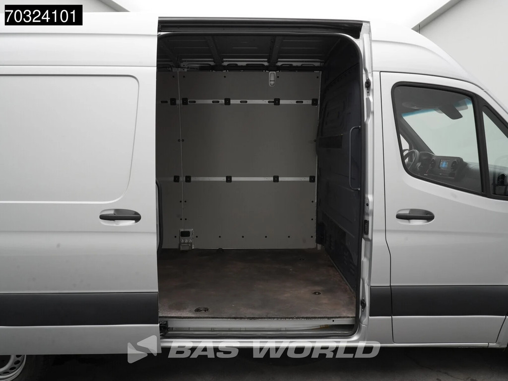Mercedes-Benz Sprinter 215 CDI Automaat 150pk L2H2 MBUX Camera Airco Parkeersensoren CarPlay Euro6 L2 Airco 9