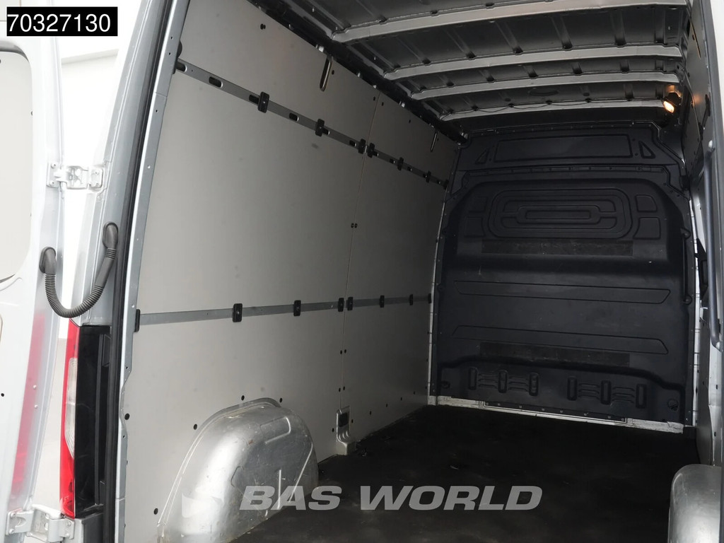 Mercedes-Benz Sprinter 215 CDI Automaat 150pk L2H2 MBUX Camera Airco Parkeersensoren CarPlay Euro6 L2 Airco 9