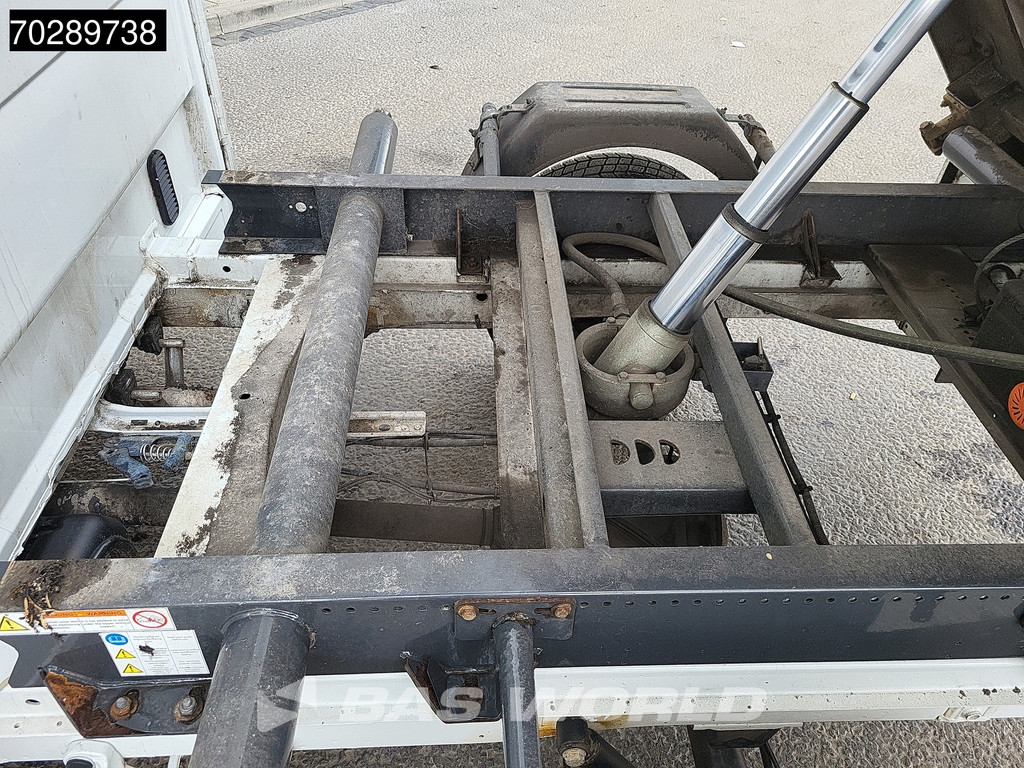 Mercedes-Benz Sprinter 310 CDI Automaat 3 zijdige Kipper Dubbe Cabine Trekhaak Tipper Benne Open laadbak Airco Trekhaak 9