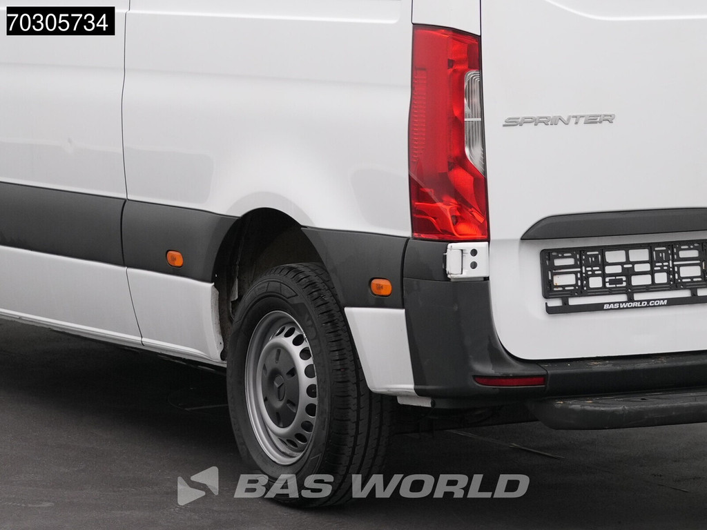 Mercedes-Benz Sprinter 311 CDI L2H2 Airco Cruise MBUX CarPlay Euro6 L2 Airco Cruise control 17