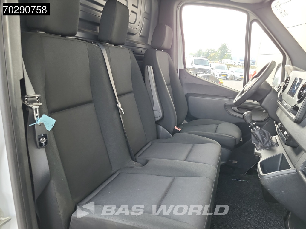 Mercedes-Benz Sprinter 311 CDI L3H2 Airco Cruise MBUX CarPlay Euro6 L3 15m3 Airco Cruise control 12