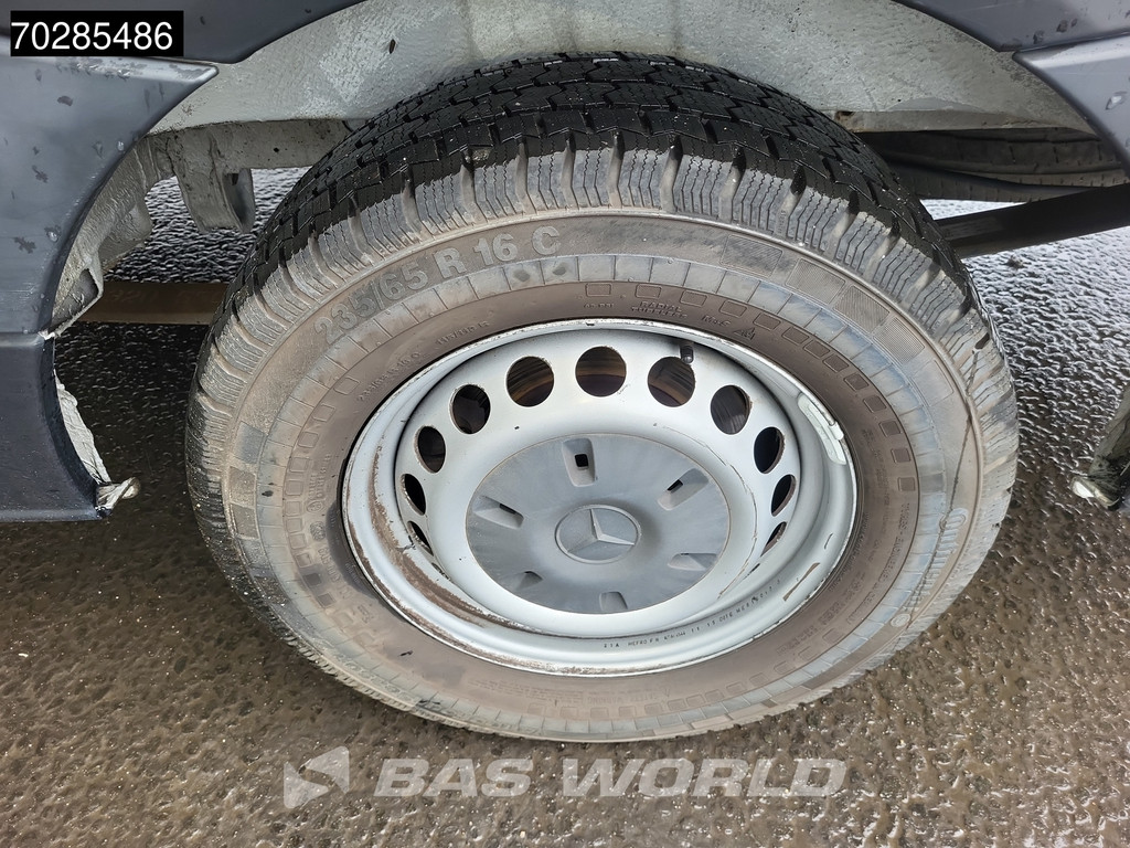 Mercedes-Benz Sprinter 313 CDI L2H2 Airco Cruise Parkeersensoren L2 APK 01-2026 11m3 Airco Cruise control 16
