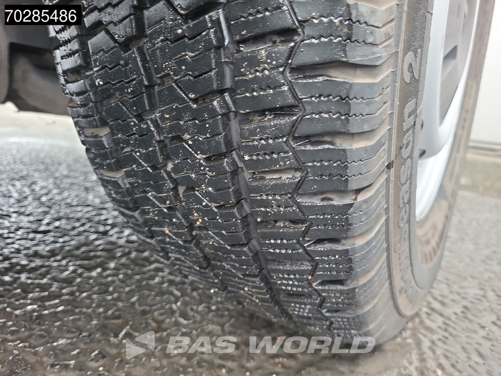 Mercedes-Benz Sprinter 313 CDI L2H2 Airco Cruise Parkeersensoren L2 APK 01-2026 11m3 Airco Cruise control 17