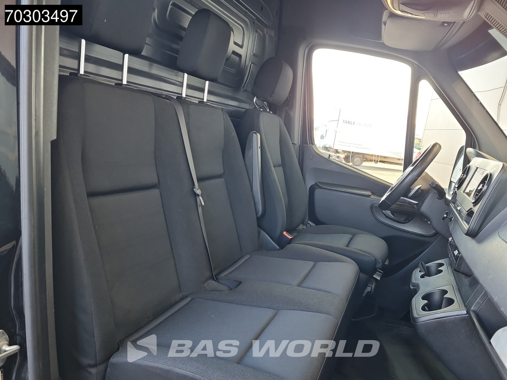 Mercedes-Benz Sprinter 314 CDI Automaat Black Edition 3,5t Trekhaak LED Navi Airco Cruise Camera Parkeersensoren Euro6 L2 Airco Trekhaak Cruise control 10