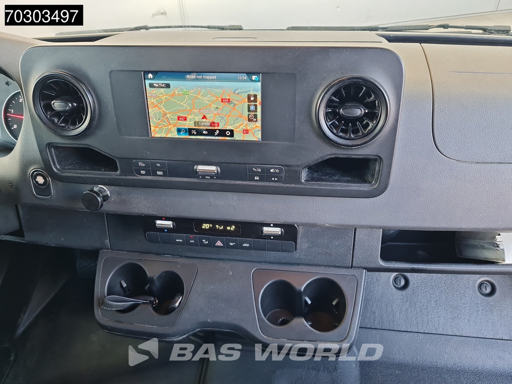 Mercedes-Benz Sprinter 314 CDI Automaat Black Edition 3,5t Trekhaak LED Navi Airco Cruise Camera Parkeersensoren Euro6 L2 Airco Trekhaak Cruise control 12