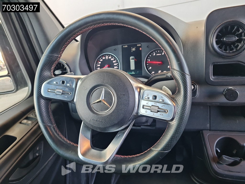 Mercedes-Benz Sprinter 314 CDI Automaat Black Edition 3,5t Trekhaak LED Navi Airco Cruise Camera Parkeersensoren Euro6 L2 Airco Trekhaak Cruise control 16