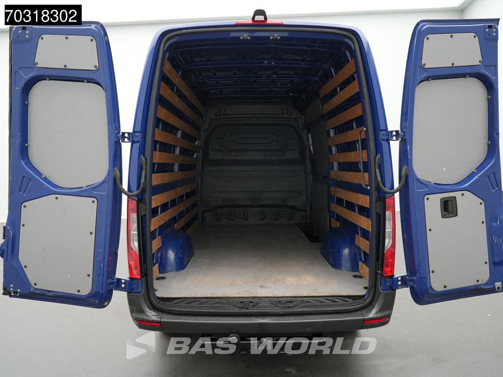 Mercedes-Benz Sprinter 314 CDI Automaat L2H2 Trekhaak Airco Cruise MBUX CarPlay Euro6 L2 Airco Trekhaak Cruise control 10
