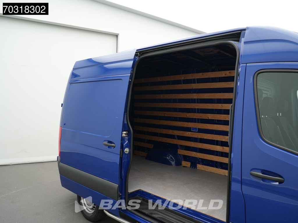 Mercedes-Benz Sprinter 314 CDI Automaat L2H2 Trekhaak Airco Cruise MBUX CarPlay Euro6 L2 Airco Trekhaak Cruise control 11