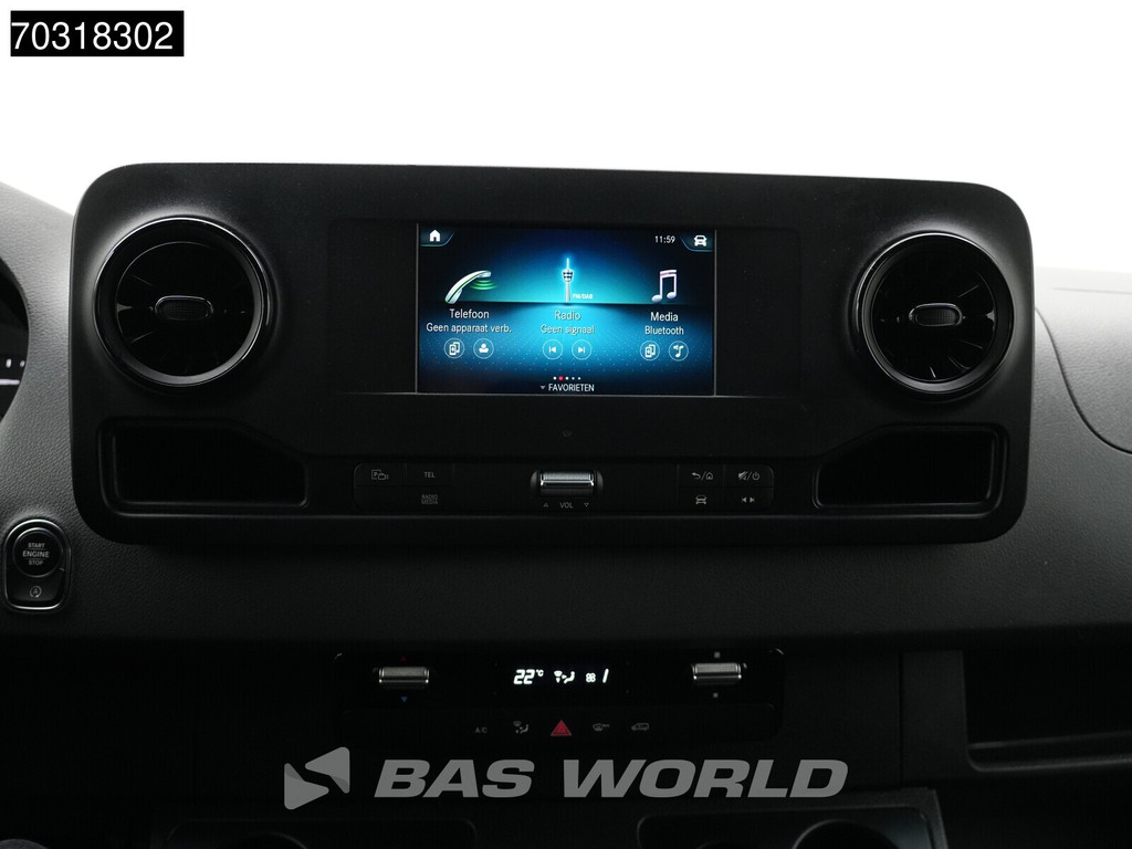 Mercedes-Benz Sprinter 314 CDI Automaat L2H2 Trekhaak Airco Cruise MBUX CarPlay Euro6 L2 Airco Trekhaak Cruise control 18