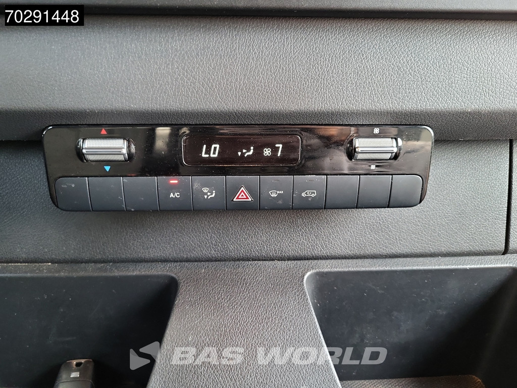 Mercedes-Benz Sprinter 314 CDI Automaat L3H2 Airco Cruise Camera MBUX CarPlay Euro6 L3 15m3 Airco Cruise control 17