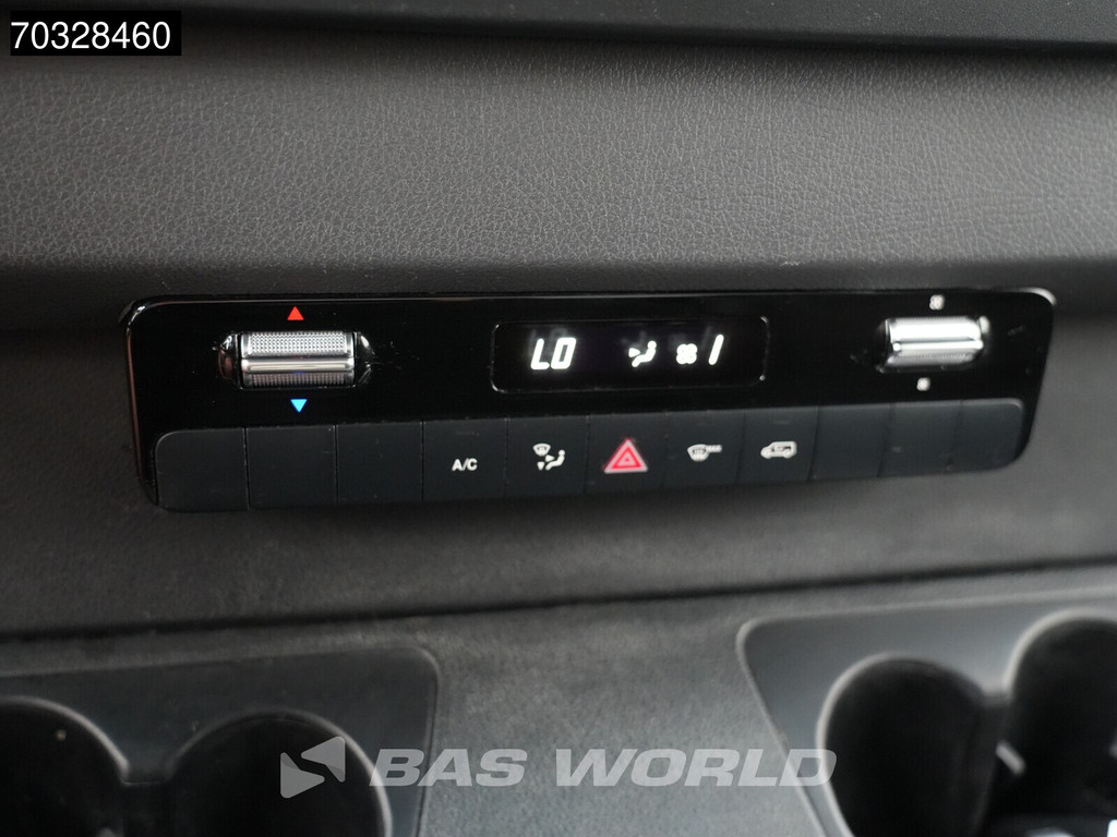 Mercedes-Benz Sprinter 314 CDI Automaat Laadklep Bakwagen Airco Cruise Camera MBUX CarPlay Lat om Lat DHollandia Euro6 Meubelbak Koffer Airco Cruise control 21