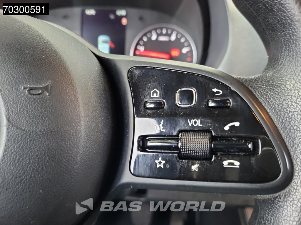 Mercedes-Benz Sprinter 314 CDI L2H2 LED Airco Cruise Camera MBUX CarPlay Euro6 L2 Airco Cruise control 19