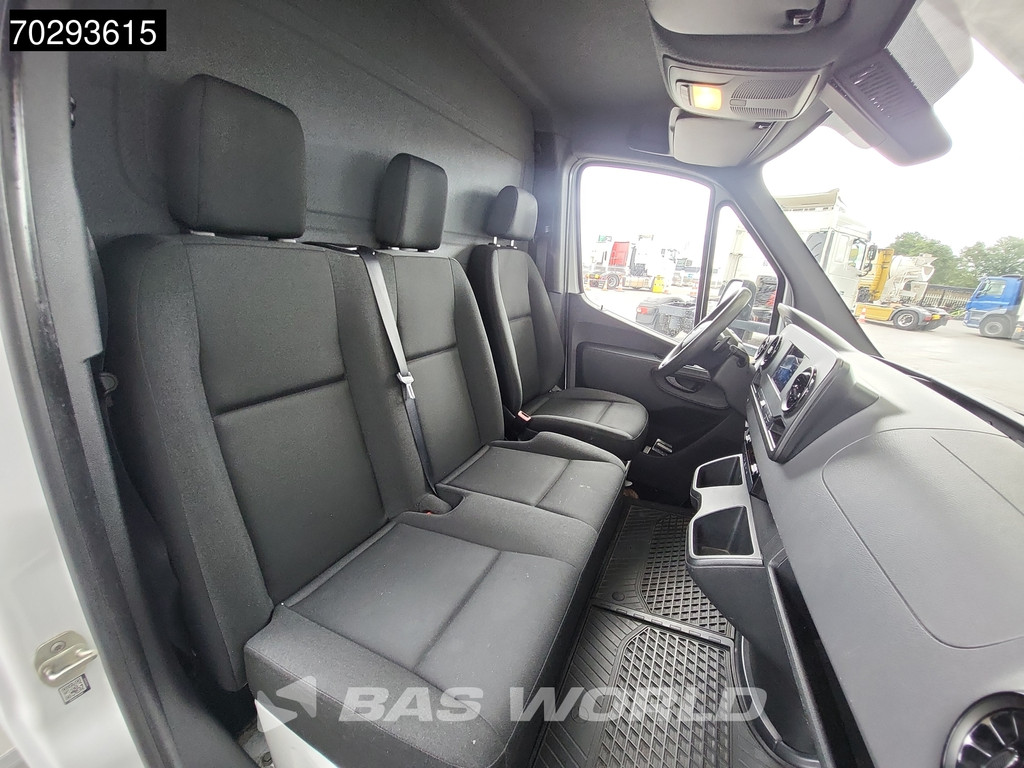Mercedes-Benz Sprinter 314 CDI Laadklep Automaat Zijdeur Bakwagen Airco Cruise Camera MBUX CarPlay APK 05-2026 Euro6 Meubelbak Koffer 20m3 Airco Cruise control 12