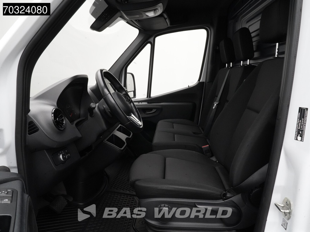 Mercedes-Benz Sprinter 315 CDI Automaat L2H2 150PK Airco Camera MBUX CarPlay Euro6 L2 Airco 12