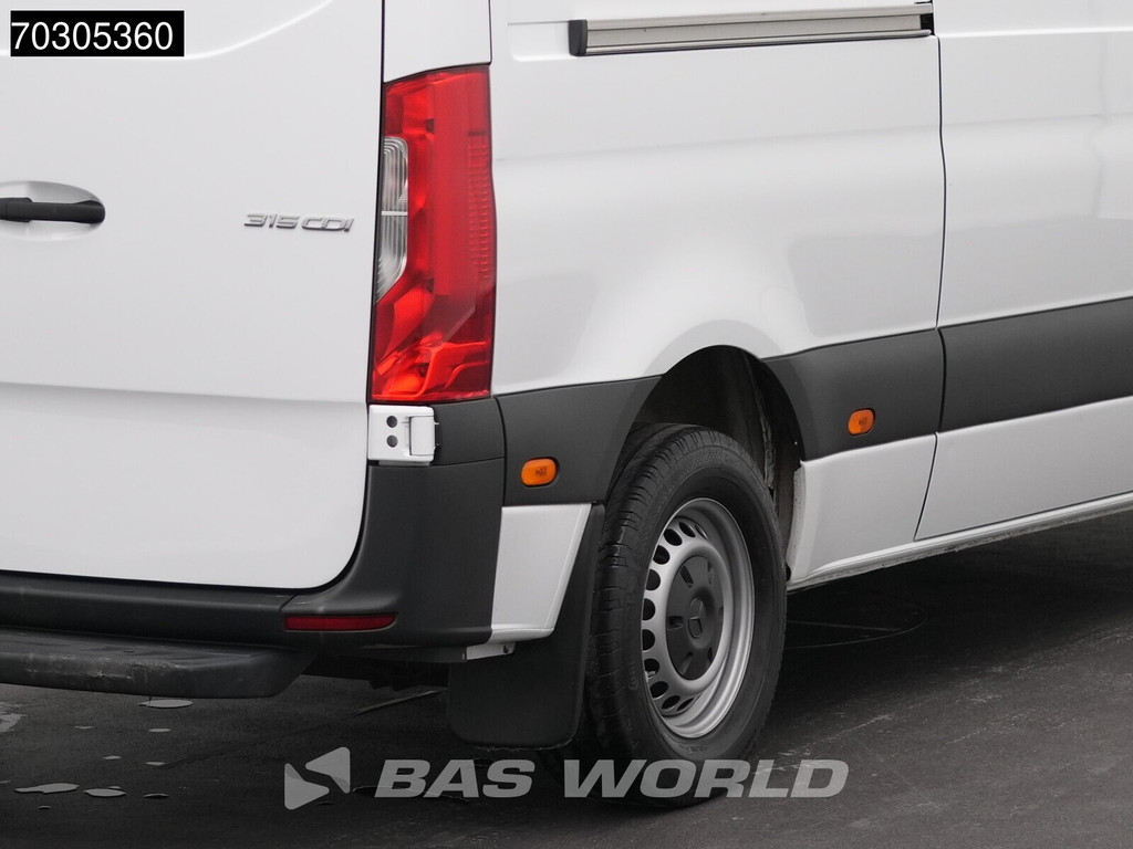 Mercedes-Benz Sprinter 315 CDI Automaat L2H2 150PK Airco Camera MBUX CarPlay Euro6 L2 Airco 19