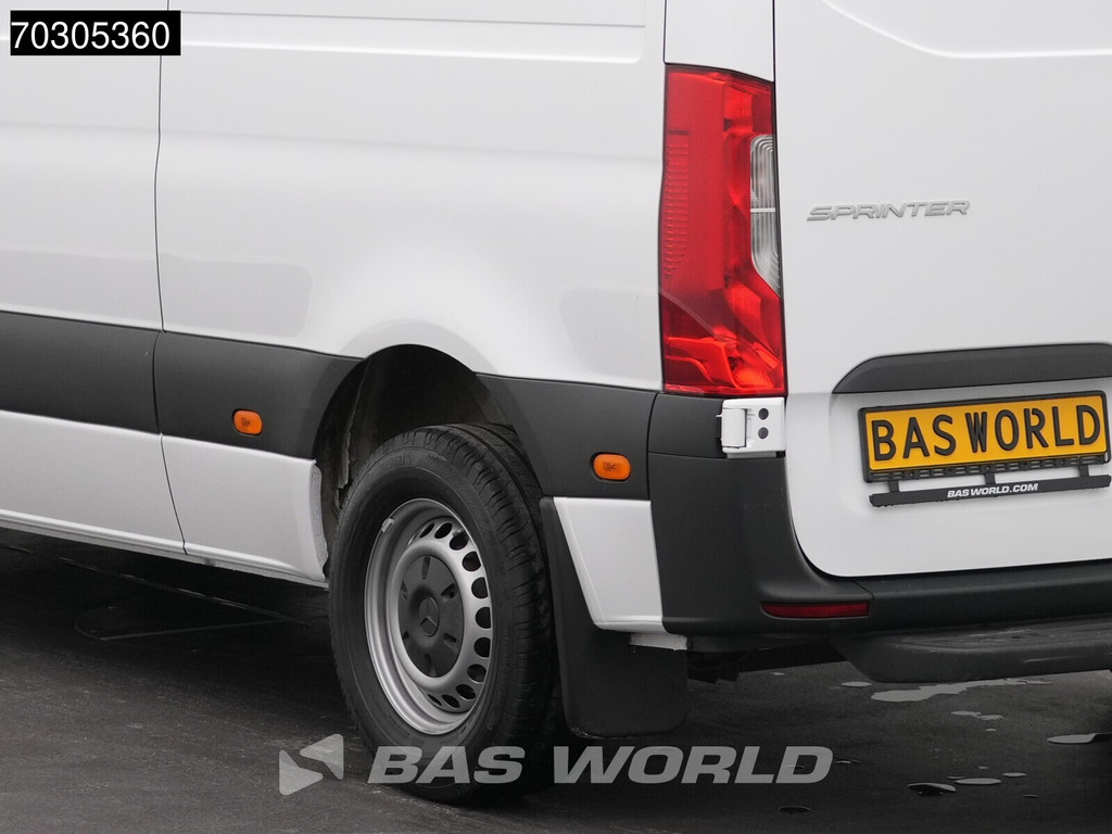 Mercedes-Benz Sprinter 315 CDI Automaat L2H2 150PK Airco Camera MBUX CarPlay Euro6 L2 Airco 20
