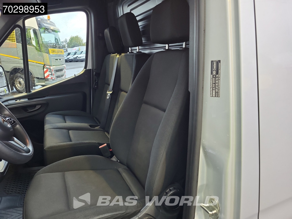 Mercedes-Benz Sprinter 315 CDI Automaat L2H2 150PK Airco Camera Parkeersensoren MBUX CarPlay Euro6 L2 12m3 Airco 11