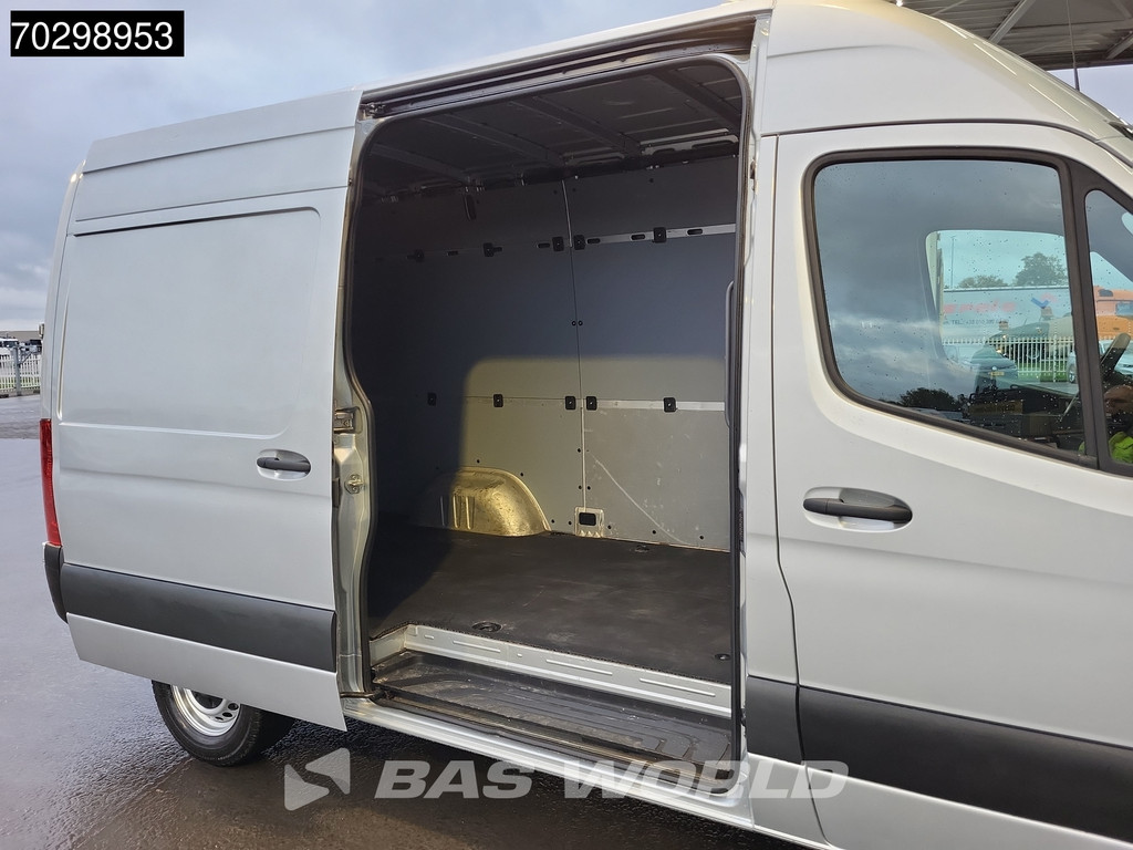 Mercedes-Benz Sprinter 315 CDI Automaat L2H2 150PK Airco Camera Parkeersensoren MBUX CarPlay Euro6 L2 12m3 Airco 7