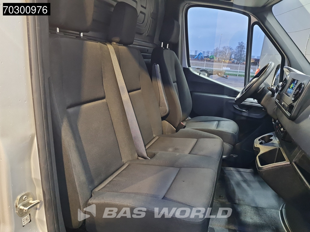 Mercedes-Benz Sprinter 315 CDI Automaat L2H2 150PK Airco Camera Parkeersensoren MBUX CarPlay Euro6 L2 Airco 10