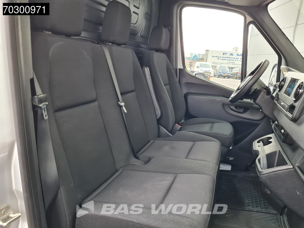Mercedes-Benz Sprinter 315 CDI Automaat L2H2 150PK Airco Camera Parkeersensoren MBUX CarPlay Euro6 L2 Airco 13