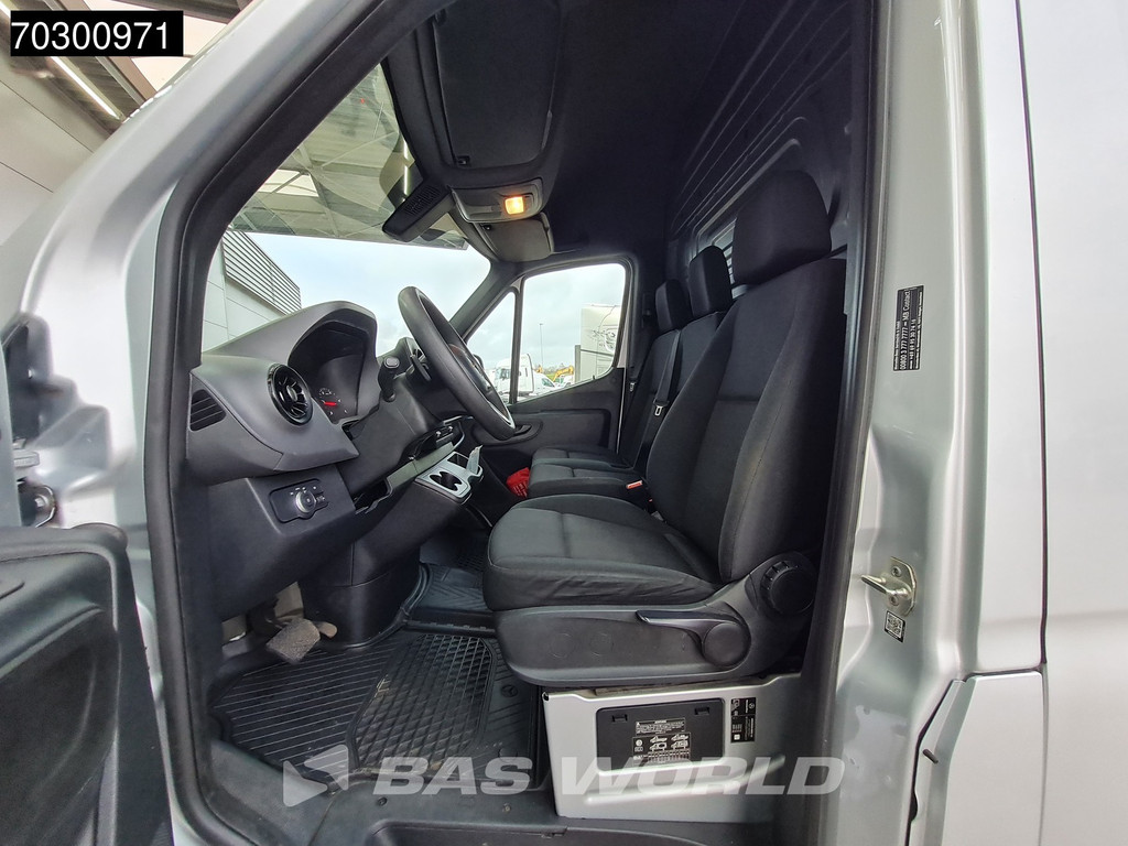 Mercedes-Benz Sprinter 315 CDI Automaat L2H2 150PK Airco Camera Parkeersensoren MBUX CarPlay Euro6 L2 Airco 14