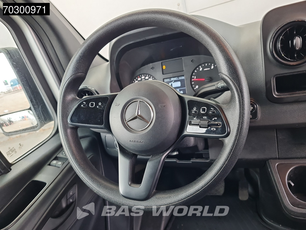 Mercedes-Benz Sprinter 315 CDI Automaat L2H2 150PK Airco Camera Parkeersensoren MBUX CarPlay Euro6 L2 Airco 17