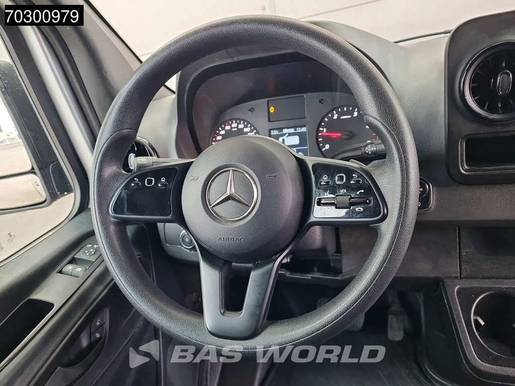 Mercedes-Benz Sprinter 315 CDI Automaat L2H2 150PK Airco Camera Parkeersensoren MBUX CarPlay Euro6 L2 Airco 18