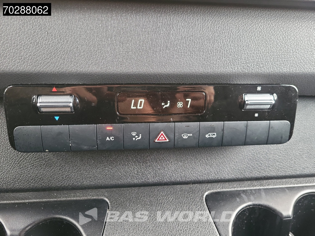 Mercedes-Benz Sprinter 315 CDI Automaat L3H2 LED MBUX Airco Cruise Maxi L3 15m3 Airco Cruise control 16