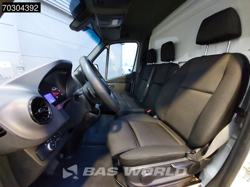 Mercedes-Benz Sprinter 315 CDI Automaat Laadklep Zijdeur Bakwagen 150PK Airco Cruise DHollandia Euro6 Meubelbak Koffer Airco Cruise control 12